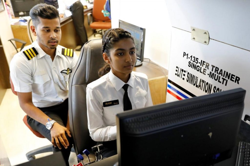 رشد آهسته جمعیت خلبانان زن: پیشی گرفتن هند در استخدام زنان خلبان