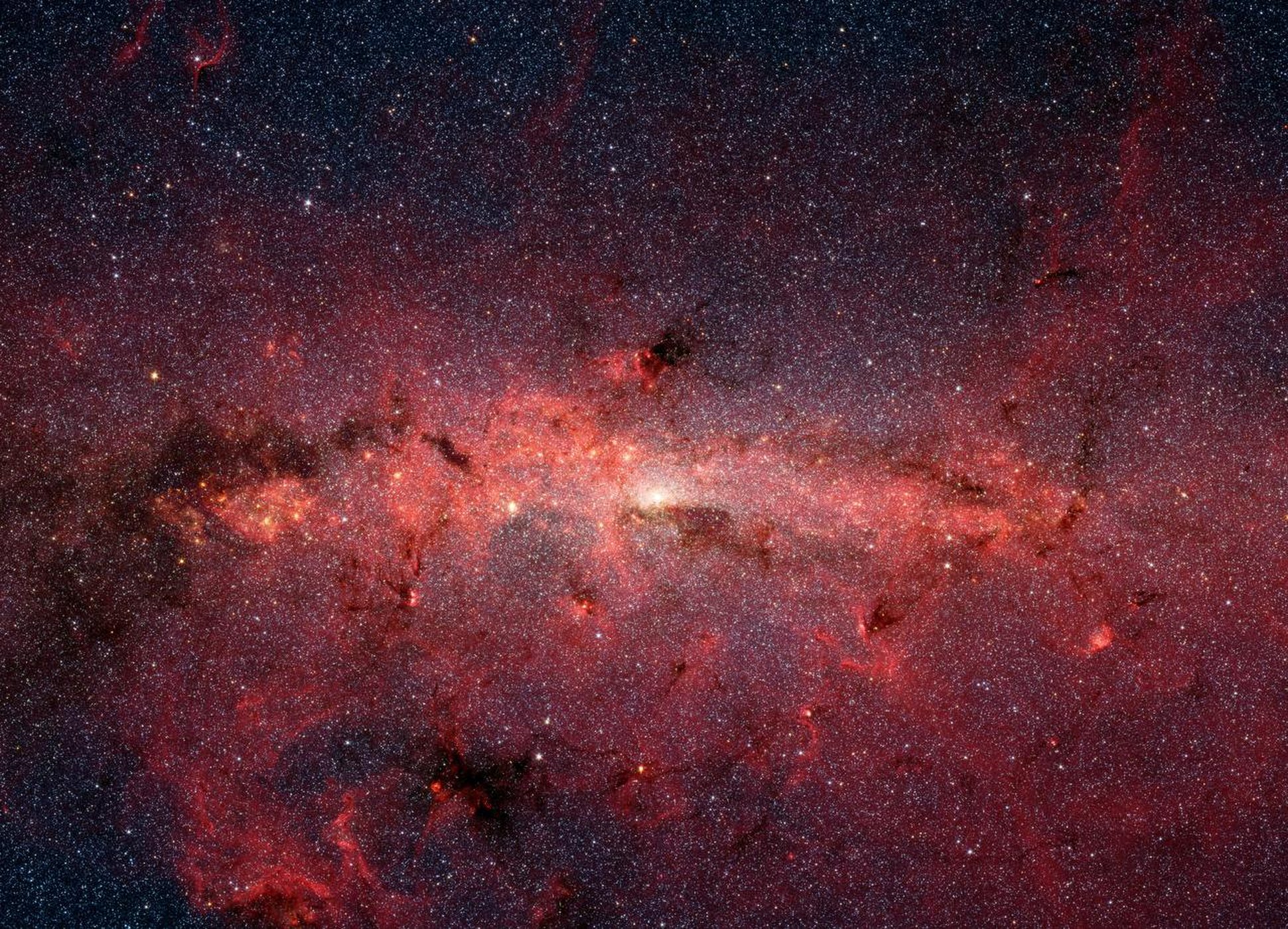 احاطه شدن کهکشان راه شیری توسط میلیون‌ها تن گریس