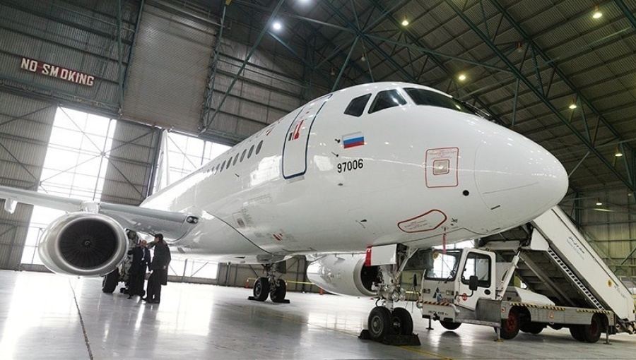 سوخو سوپرجت ۱۰۰ – مخالفت آمریکا مانع خرید این هواپیما از روسیه
