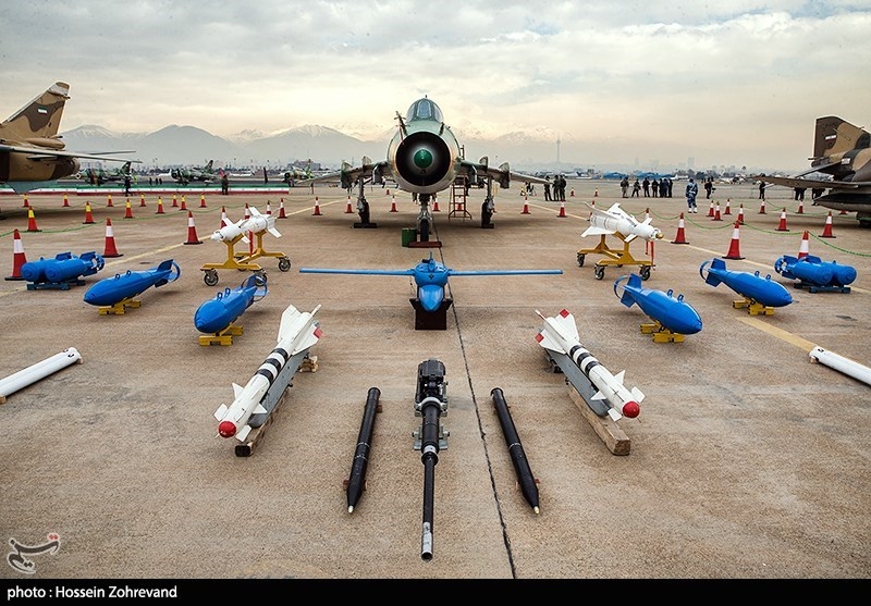 نمایشگاه دستاوردهای هوایی نیروهای مسلح در تهران افتتاح شد