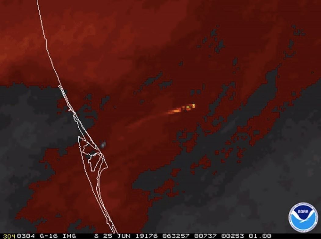 رصد پرتاب موشک فالکون توسط ماهواره هواشناسی از فضا