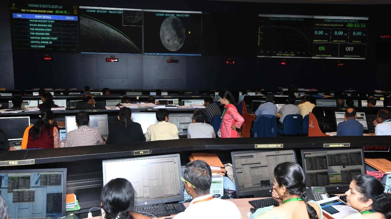 تلاش جسورانه هند برای فرود موفق بر روی ماه در پروژه Chandrayaan-2