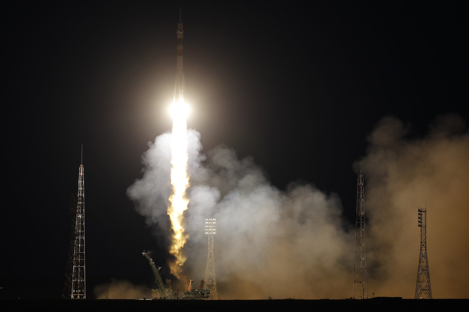 روسیه تصمیم دارد همچنان به همکاری و کمک خود به ناسا ادامه دهد