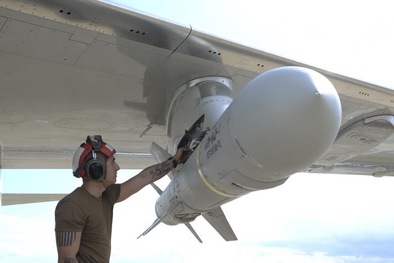 خریداری ۱۰ موشک ضدکشتی Harpoon برای هواپیماهای F-16 در مراکش